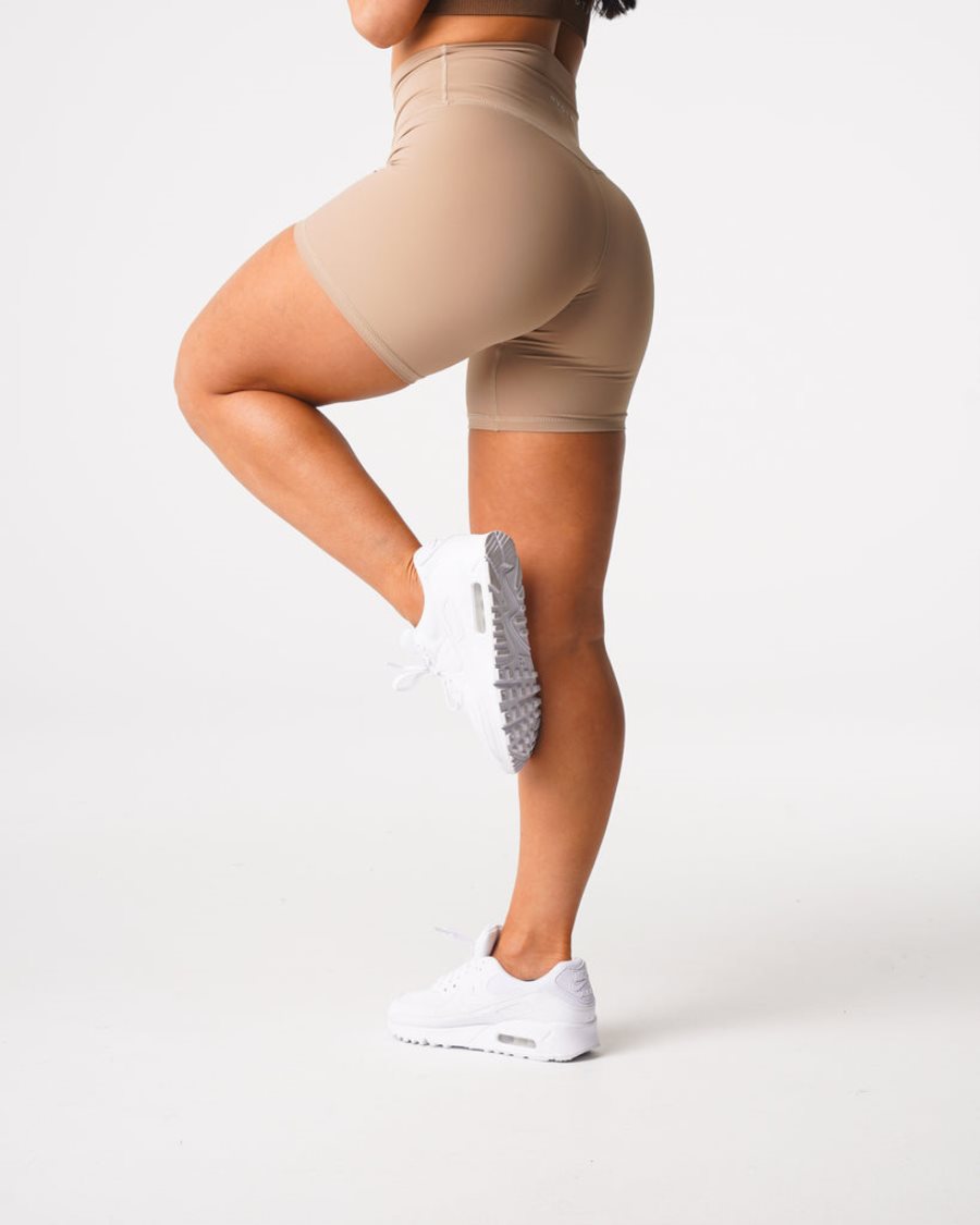 NVGTN Signature 2.0 Kurze Hose Damen Khaki Österreich | ZOMqVGmb